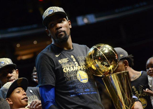 克莱汤普森：离开独行侠后不会重返勇士，只考虑湖人和凯尔特人.