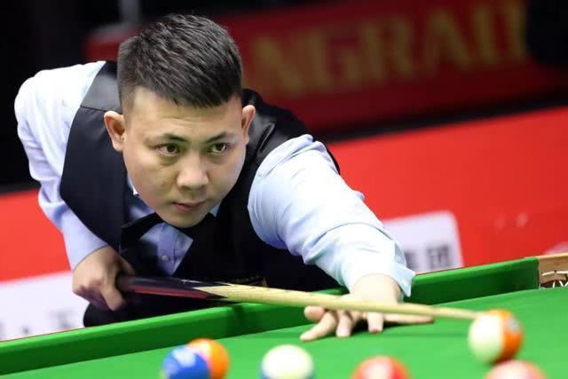 卡西：诺伊尔是历史最佳门将之一；建议他只要喜.